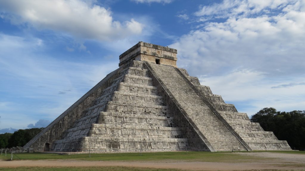 Chichén Itzá –                               Auf den Spuren der Maya